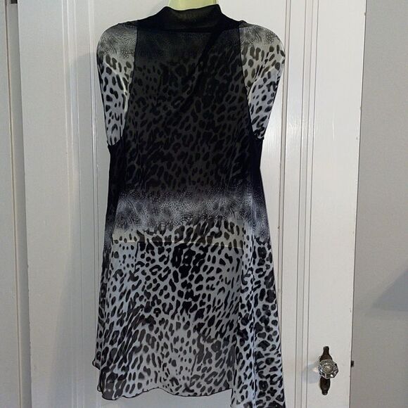 Gena polyester chiffon black & white wrap scarf - Picture 4 of 10
